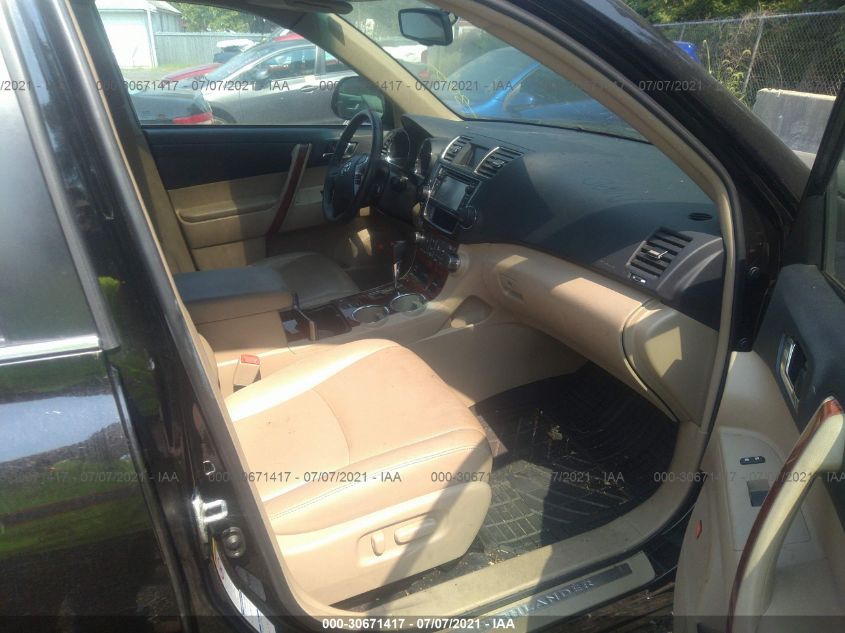 2013 TOYOTA HIGHLANDER LIMITED 5TDDK3EH9DS272660