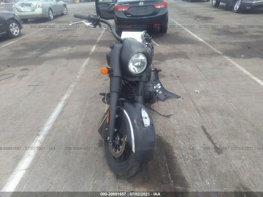 2018 INDIAN MOTORCYCLE CO. CHIEF DARK HORSE 56KCCDAAXJ3367646