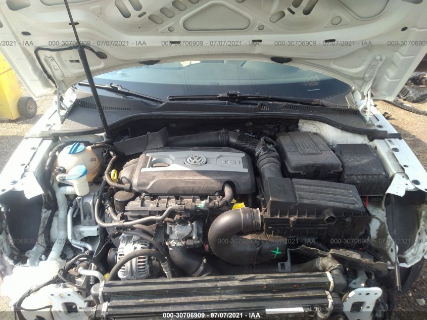 2014 VOLKSWAGEN EOS KOMFORT WVWBW8AH6EV000556