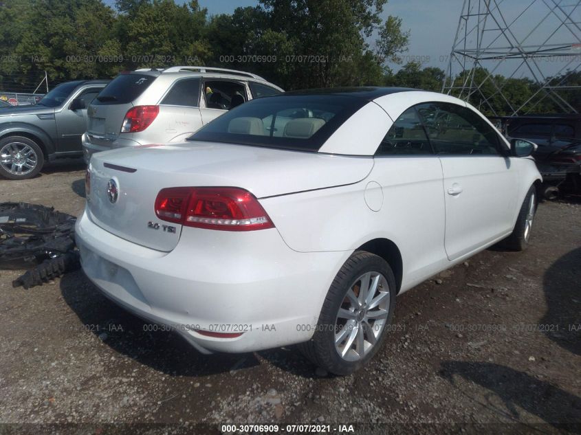 2014 VOLKSWAGEN EOS KOMFORT WVWBW8AH6EV000556