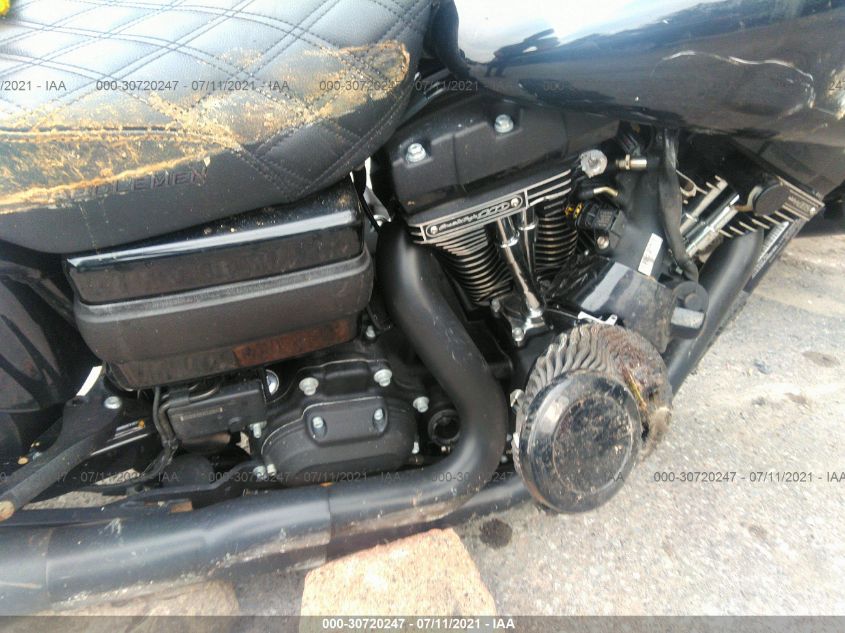 2017 HARLEY-DAVIDSON FXDLS 1HD1GS81XHC312117