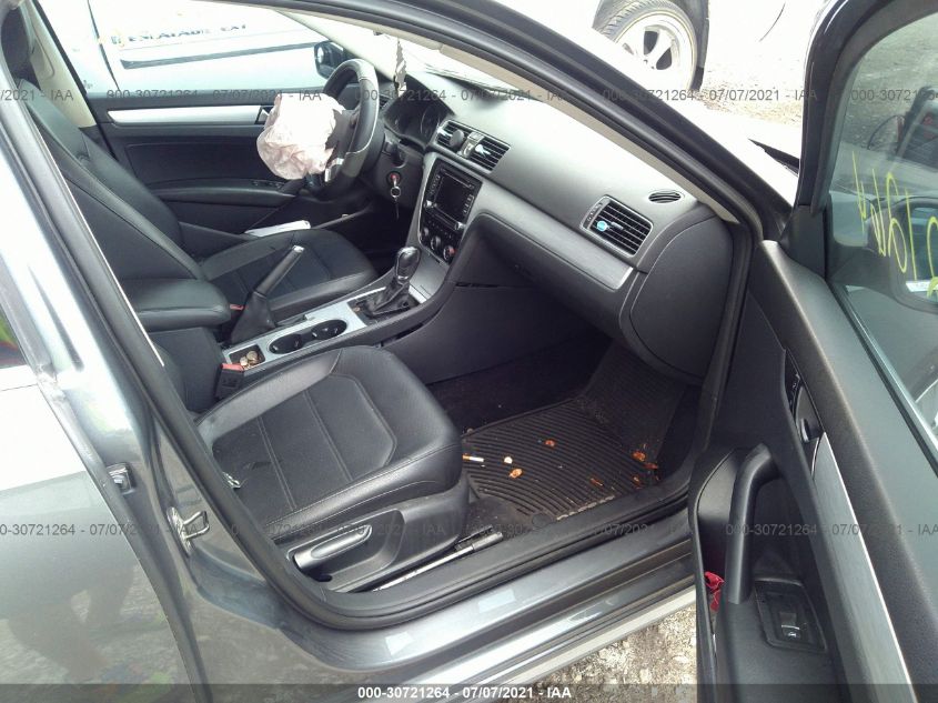 2013 VOLKSWAGEN PASSAT TDI SE W/SUNROOF 1VWBN7A34DC117450