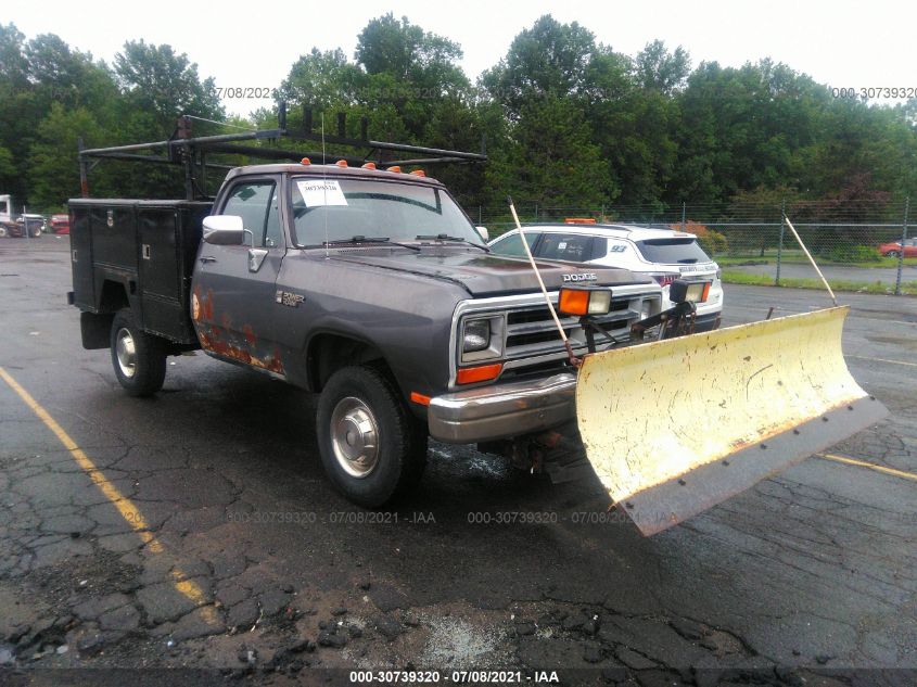 1B7JM26Y5KS056525 Dodge W-series Photo 1