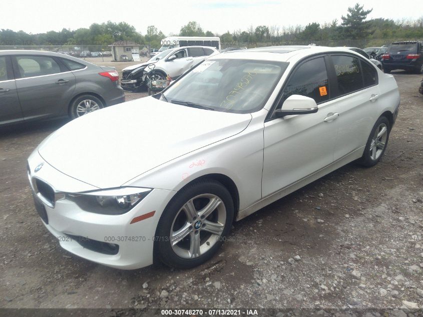 2013 BMW 3 SERIES 320I XDRIVE WBA3C3C50DF982593
