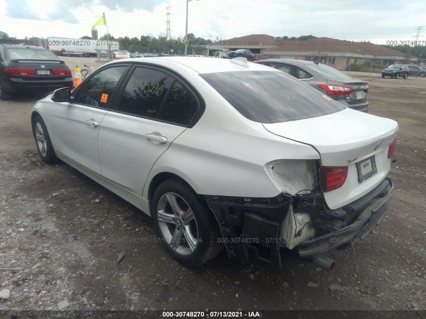 2013 BMW 3 SERIES 320I XDRIVE WBA3C3C50DF982593
