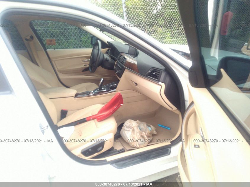 2013 BMW 3 SERIES 320I XDRIVE WBA3C3C50DF982593