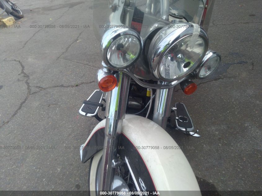 2011 HARLEY-DAVIDSON FLSTN 1HD1JD515BB015996