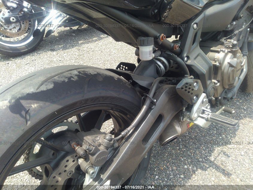 2016 YAMAHA FZ07 JYARM06E5GA006035