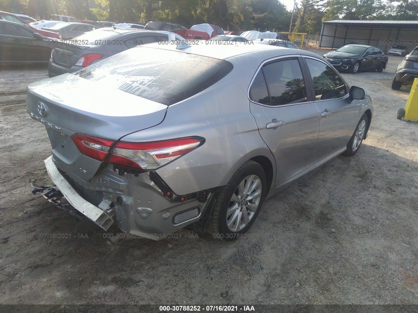 Toyota Camry 2019