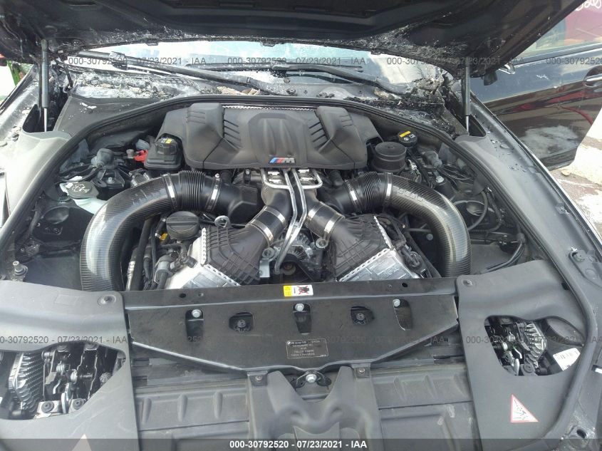 2016 BMW M6 - WBS6E9C55GGF92564