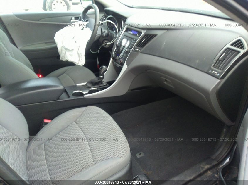2013 HYUNDAI SONATA GLS 5NPEB4ACXDH790271