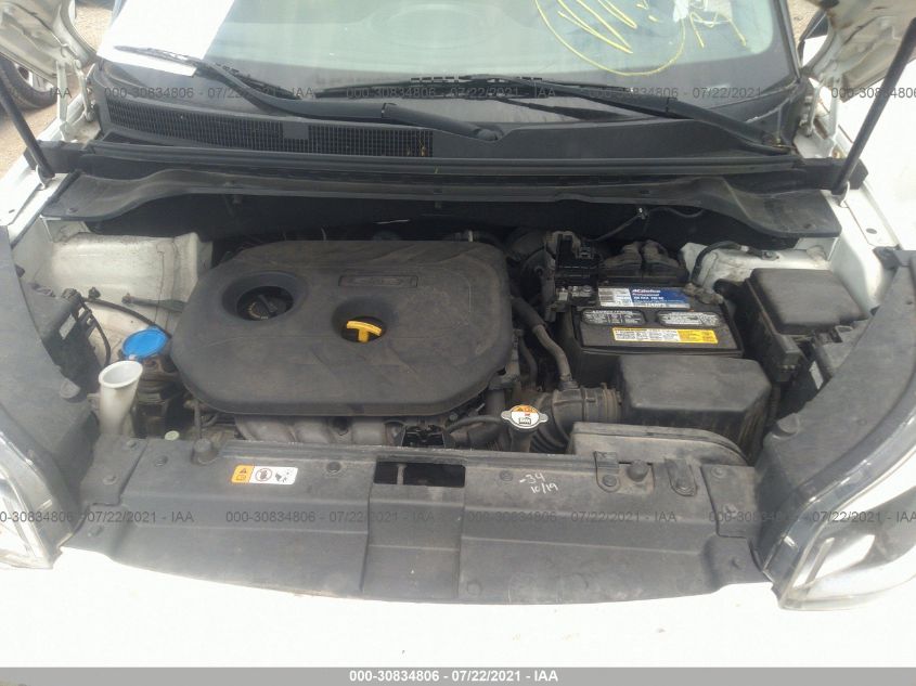 2015 KIA SOUL + KNDJP3A51F7179676