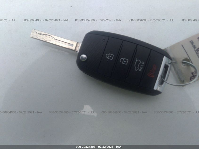 2015 KIA SOUL + KNDJP3A51F7179676