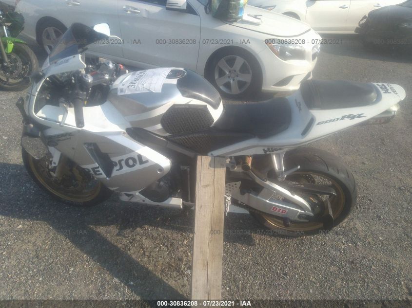 2003 HONDA CBR600 RR JH2PC370X3M003134