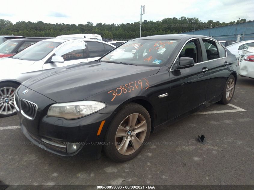 2013 BMW 5 SERIES 528I XDRIVE WBAXH5C50DD110036
