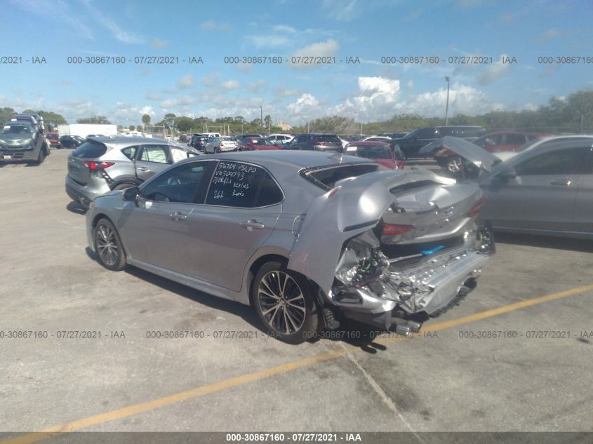 4T1B21HK4JU509593 Toyota Camry 2018. Фото: 2