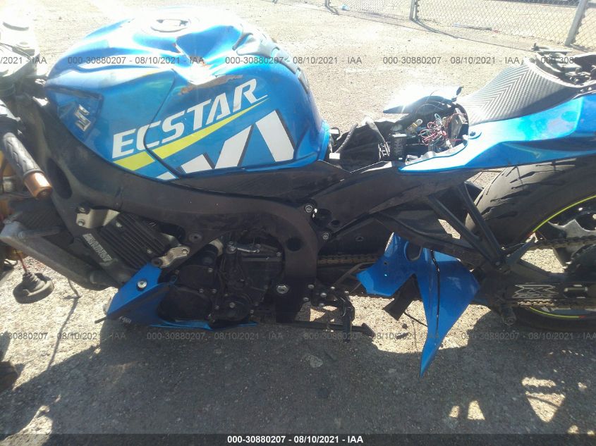2015 SUZUKI GSX-R750 JS1GR7MAXF2100579