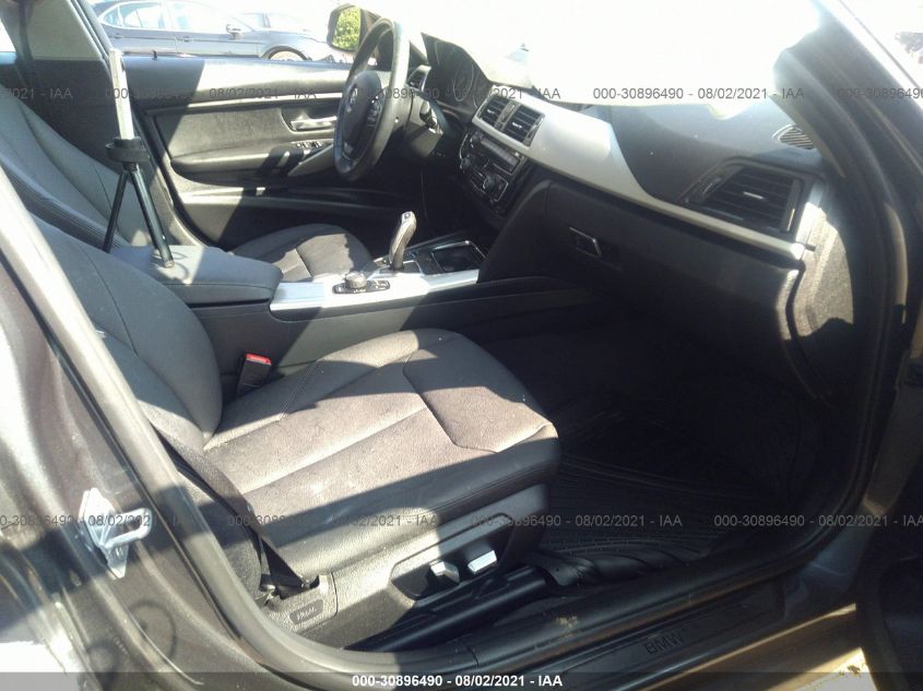 2017 BMW 3 SERIES 320I XDRIVE WBA8E5G35HNU45461