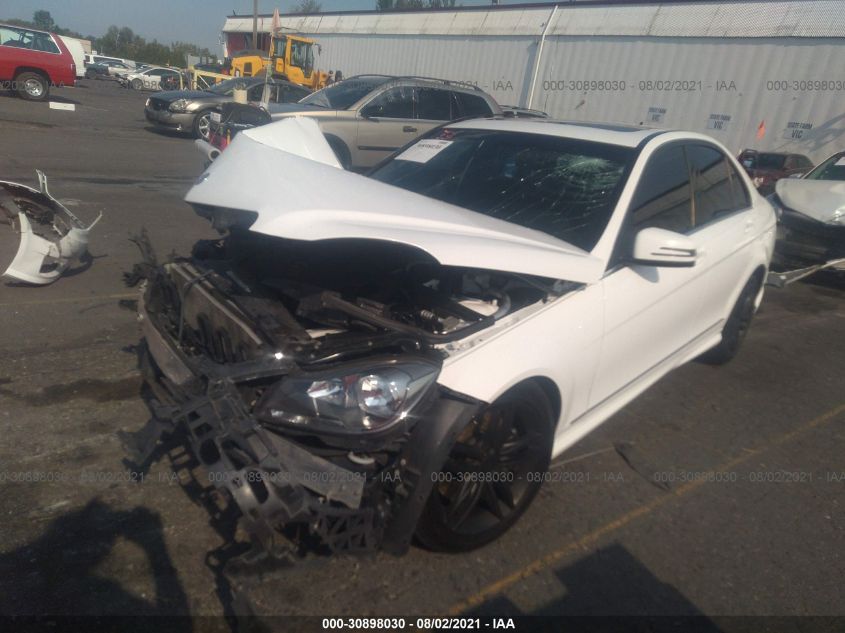 2014 MERCEDES-BENZ C-CLASS C 300 WDDGF8AB5EG228236