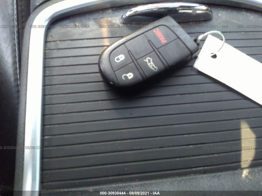 2014 CHRYSLER 300 2C3CCAAGXEH380557