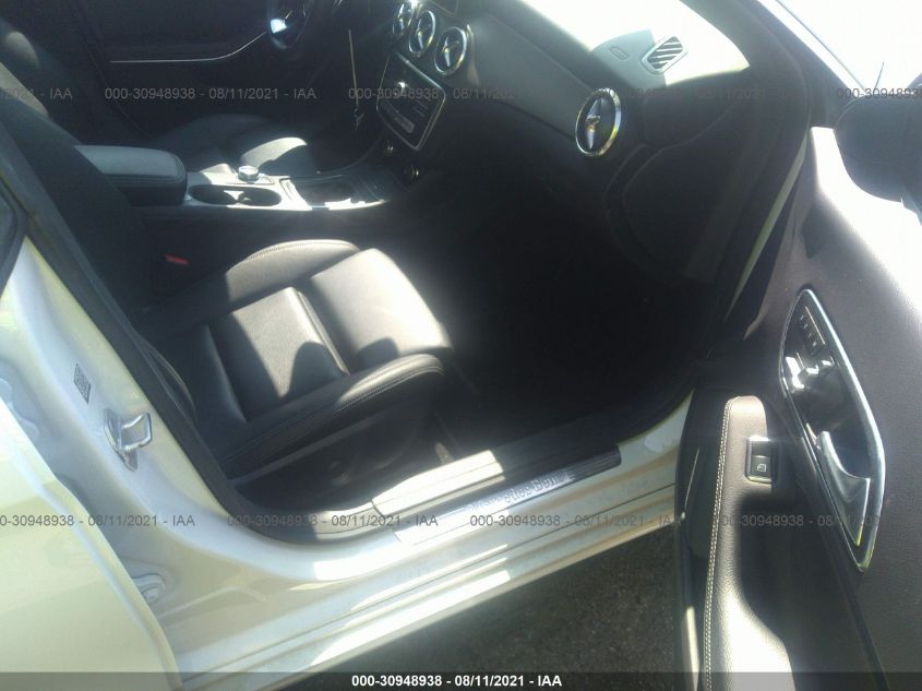 2017 MERCEDES-BENZ CLA CLA 250 WDDSJ4GBXHN454586