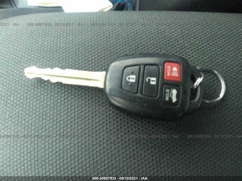 2017 TOYOTA COROLLA LE 2T1BURHE5HC807505