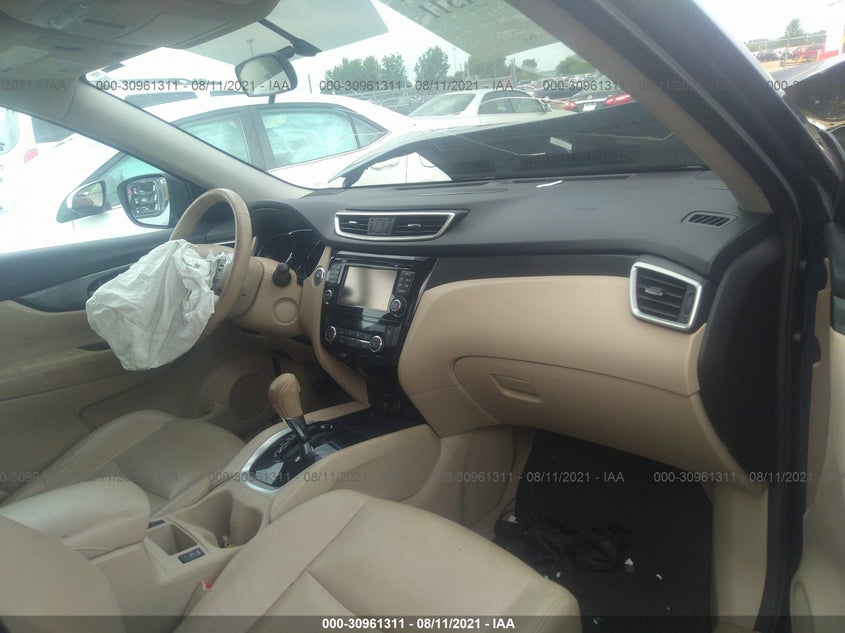 2015 NISSAN ROGUE VIN: 5N1AT2MT2FC832924