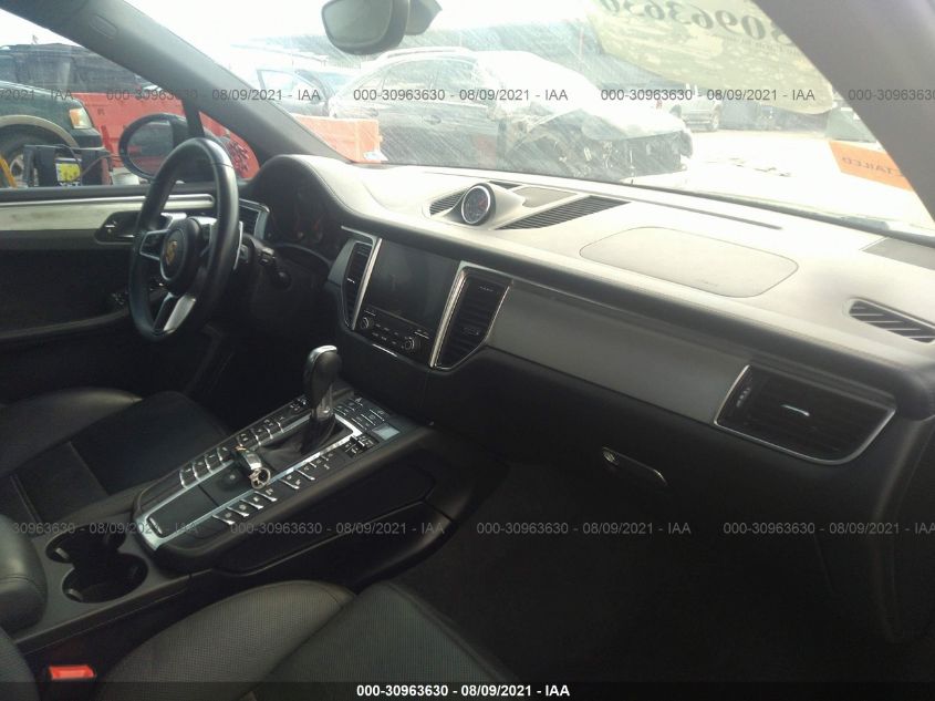 2017 PORSCHE MACAN GTS WP1AG2A54HLB53849