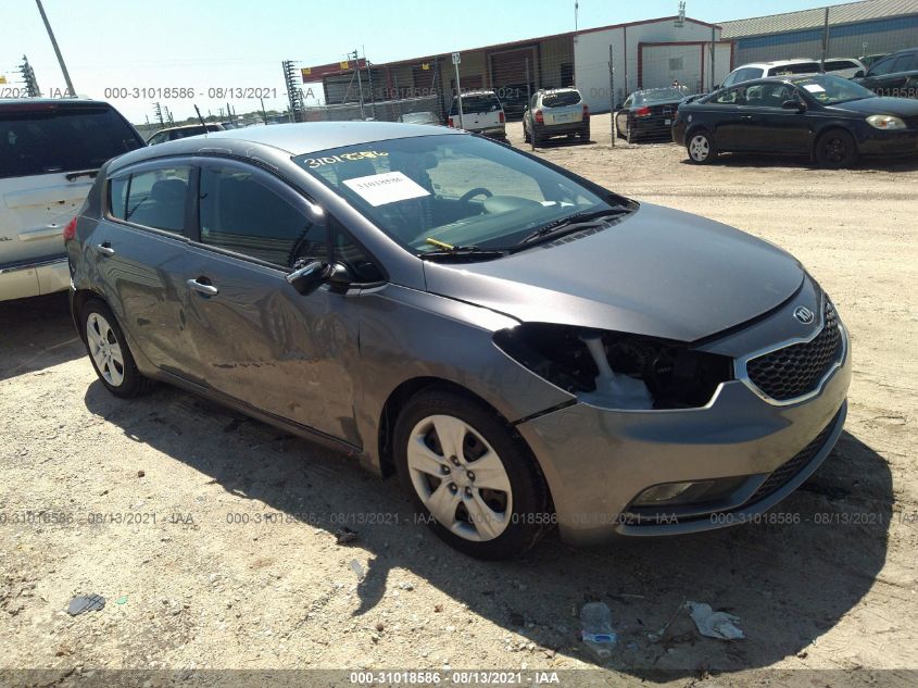 2016 KIA FORTE 5-DOOR LX KNAFK5A86G5568818