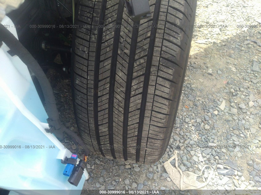 Auction sale of the 2021 VOLKSWAGEN ATLAS , vin: 1V2TR2CA4MC563526, lot number: 30999016