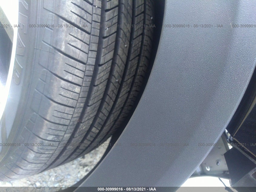 Auction sale of the 2021 VOLKSWAGEN ATLAS , vin: 1V2TR2CA4MC563526, lot number: 30999016