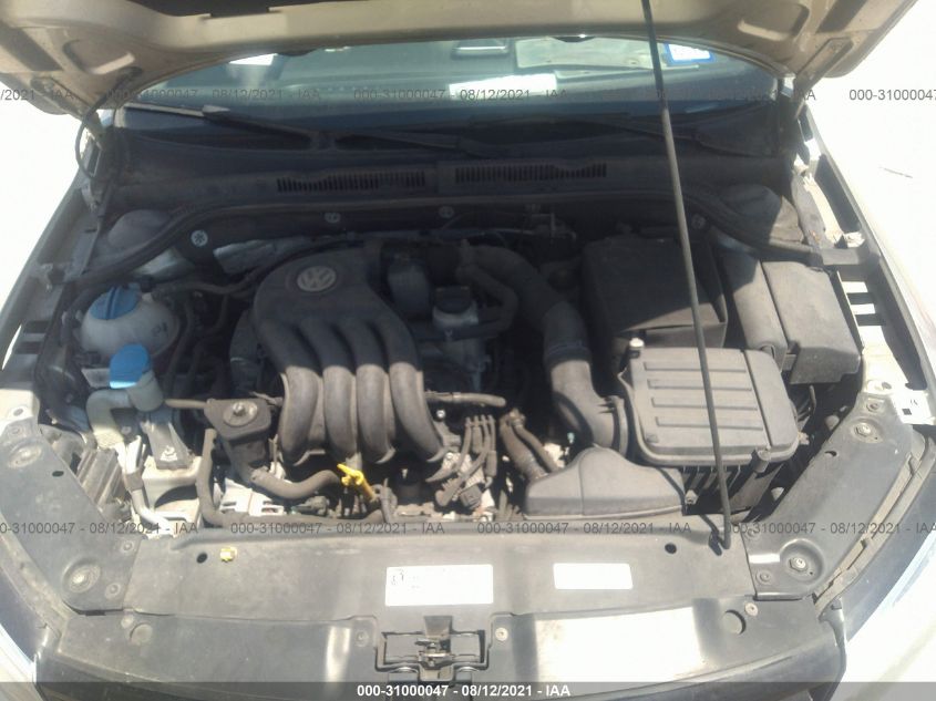 2014 VOLKSWAGEN JETTA SEDAN S 3VW2K7AJXEM329812