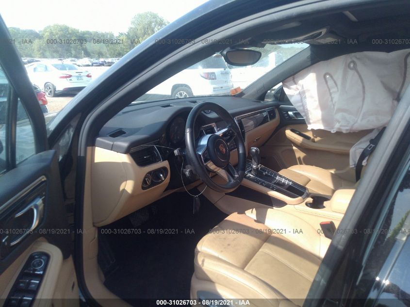 2018 PORSCHE MACAN WP1AA2A55JLB02996