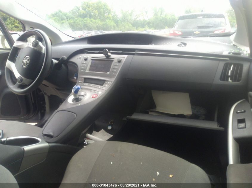 2015 TOYOTA PRIUS FOUR JTDKN3DUXF1872729