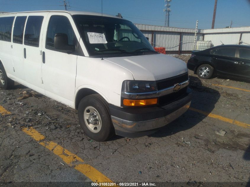 2017 CHEVROLET EXPRESS PASSENGER LT 1GAZGPFG5H1208776