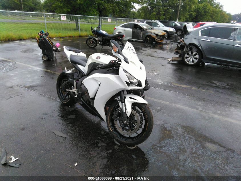 2014 HONDA CBR1000 RR JH2SC5952EK600419