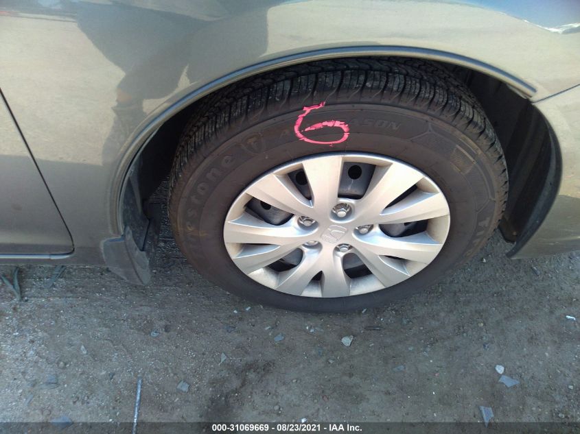 2013 HONDA CIVIC SDN LX 19XFB2F58DE051486