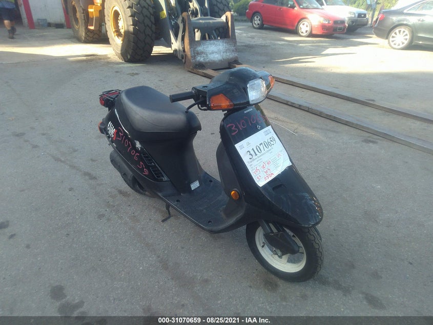 3H1AF16111D70187 Honda SA50 Photo 1