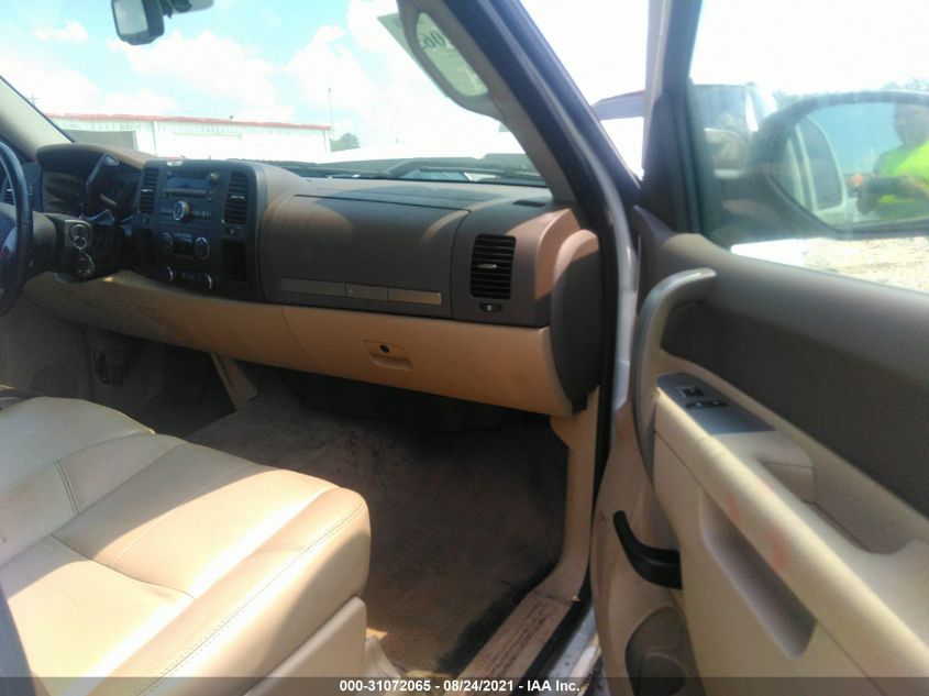 2013 CHEVROLET SILVERADO 1500 LT 3GCPCSE07DG219579