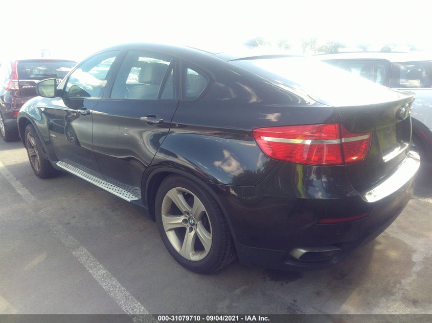 BMW X6 2011