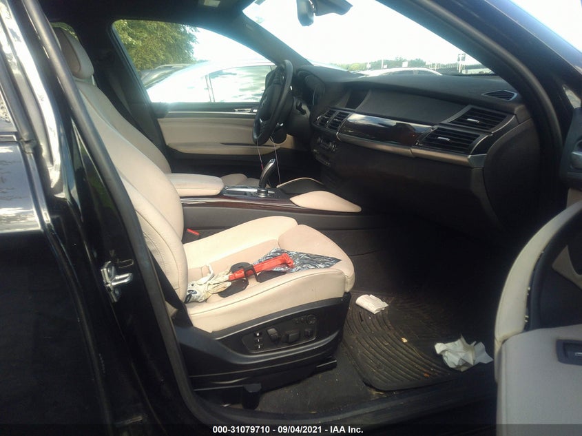 BMW X6 2011