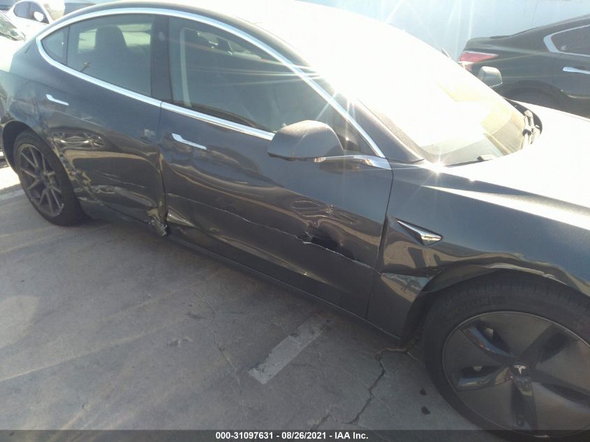 Tesla Model 3 2020 -auction- 5