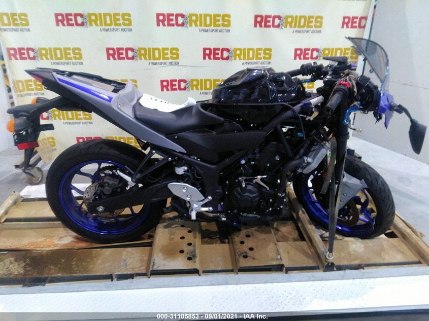 2020 YAMAHA YZFR3 A MH3RH18Y5LK004328