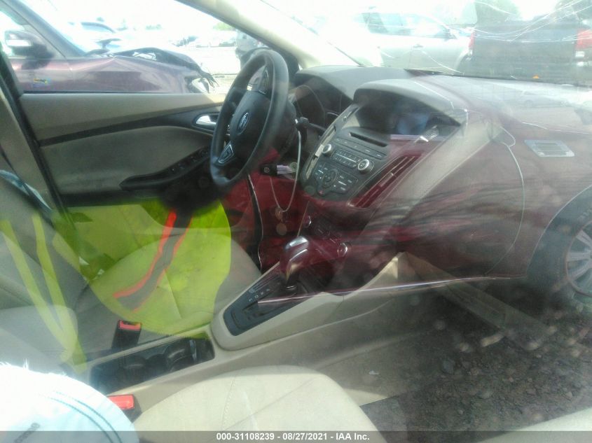 2016 FORD FOCUS SE 1FADP3F26GL401820