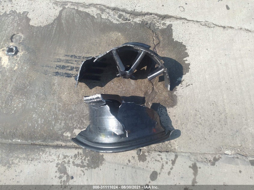 Auction sale of the 2019 TESLA MODEL 3 , vin: 5YJ3E1EA0KF485783, lot number: 31111024