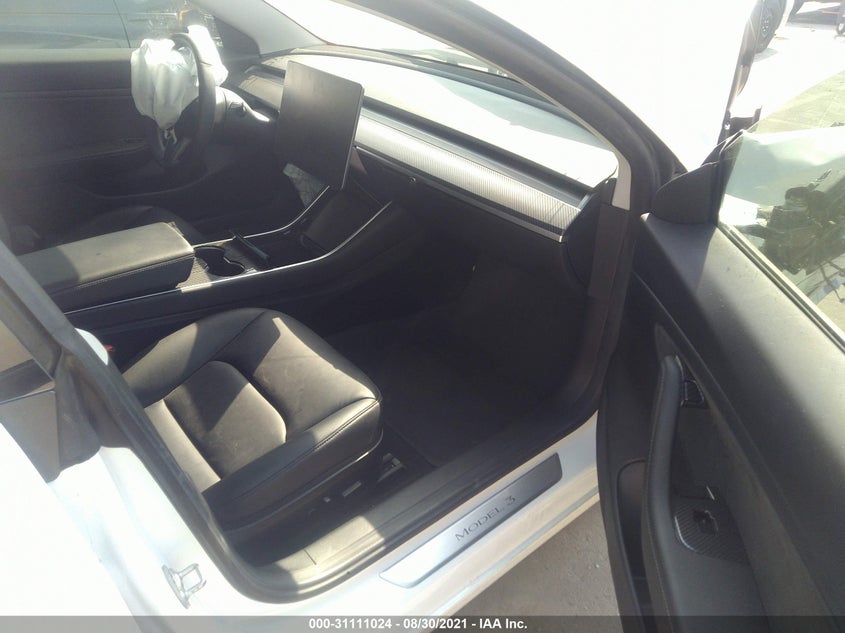 Auction sale of the 2019 TESLA MODEL 3 , vin: 5YJ3E1EA0KF485783, lot number: 31111024