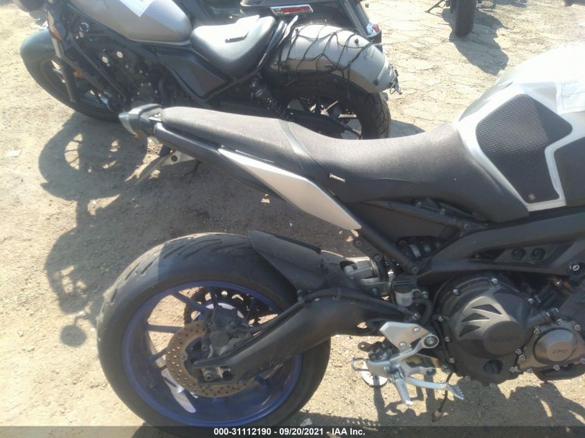 2015 YAMAHA FZ09 C JYARN33Y4FA001615