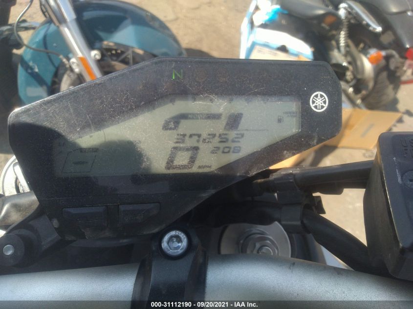 2015 YAMAHA FZ09 C JYARN33Y4FA001615