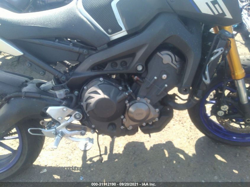 2015 YAMAHA FZ09 C JYARN33Y4FA001615