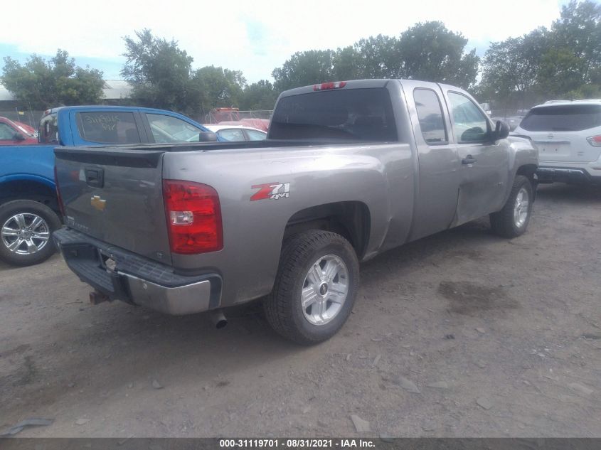 2013 CHEVROLET SILVERADO 1500 LT 1GCRKSE71DZ334008